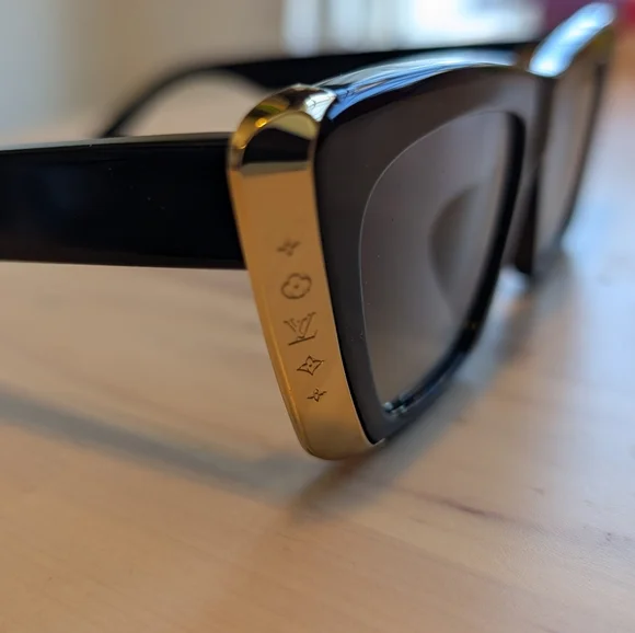 Louis Vuitton Black and Gold Sunglasses - Picture 3 of 7